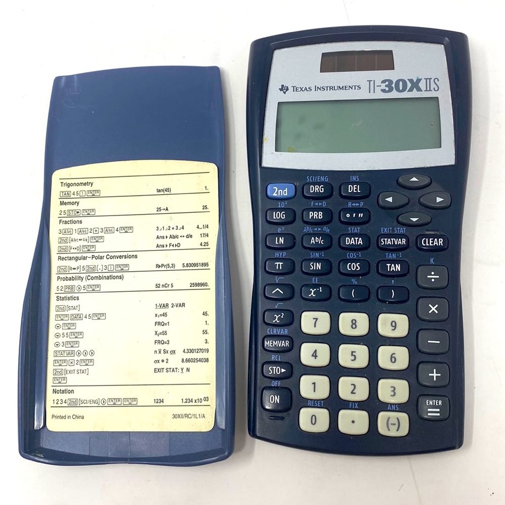 Texas Instruments TI-30XIIS Scientific Calculator, Black & Blue‎